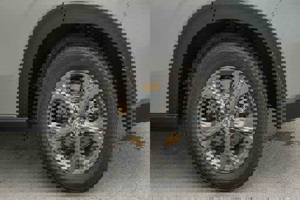 New 2026 Honda HR-V LX image 11