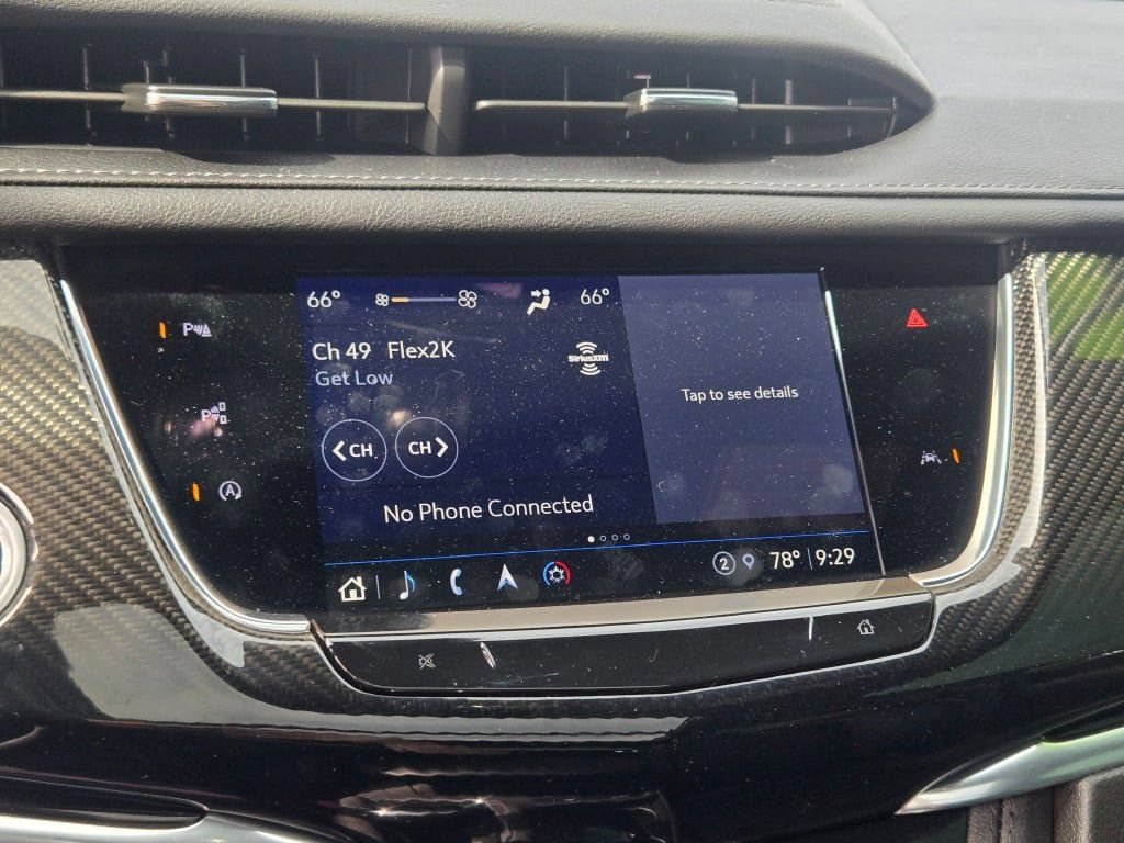 Used 2024 Cadillac XT6 Sport w/ LPO, Onyx Lite Package AWD/4WD image 30