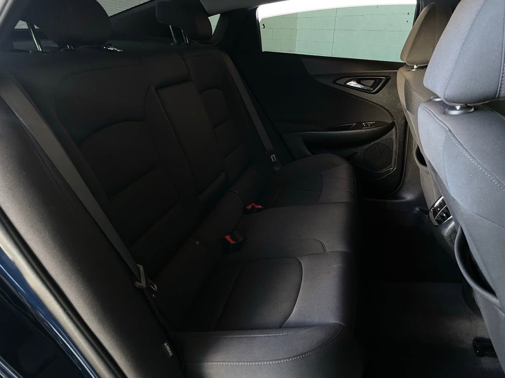 Used 2022 Chevrolet Malibu LT image 16
