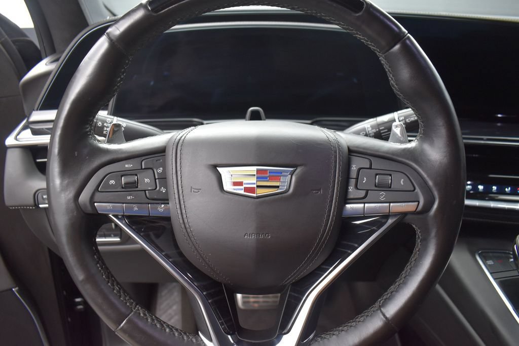 Certified 2024 Cadillac Escalade ESV V w/ LPO, ONYX Package AWD/4WD image 12