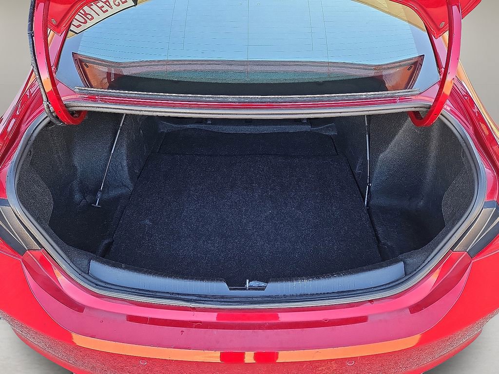 Used 2024 Chevrolet Malibu LT image 14