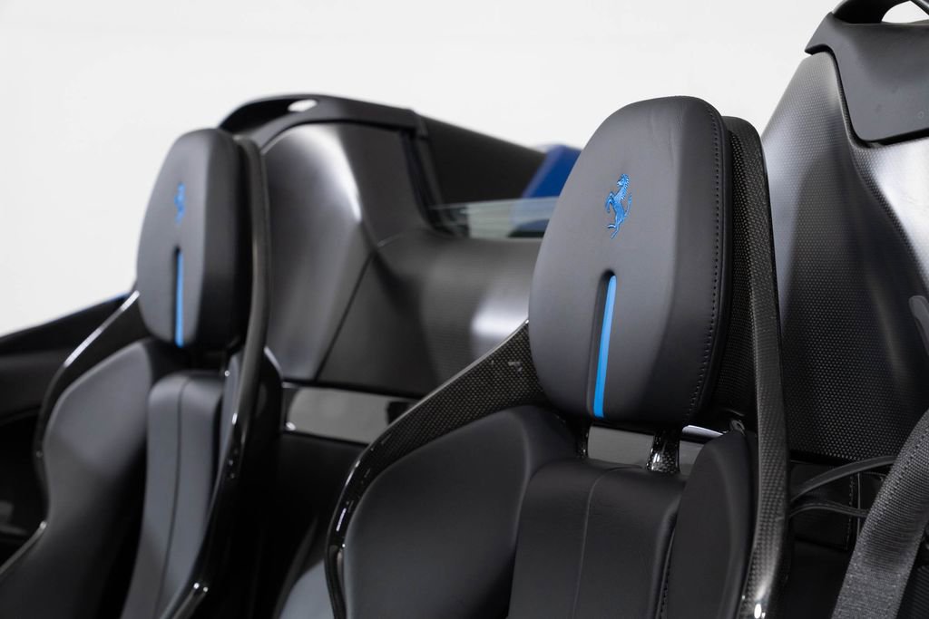 Used 2022 Ferrari SF90 Spider image 47