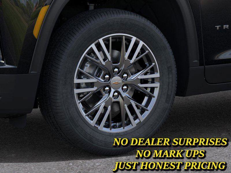 New 2026 Chevrolet Traverse LT w/ Driver Confidence Package FWD image 9