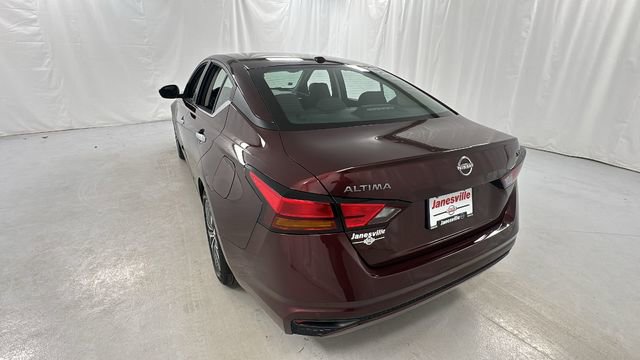 Certified 2024 Nissan Altima 2.5 SV FWD image 5