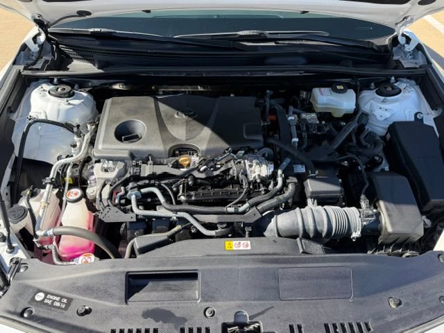 Used 2023 Toyota Camry XSE FWD image 6