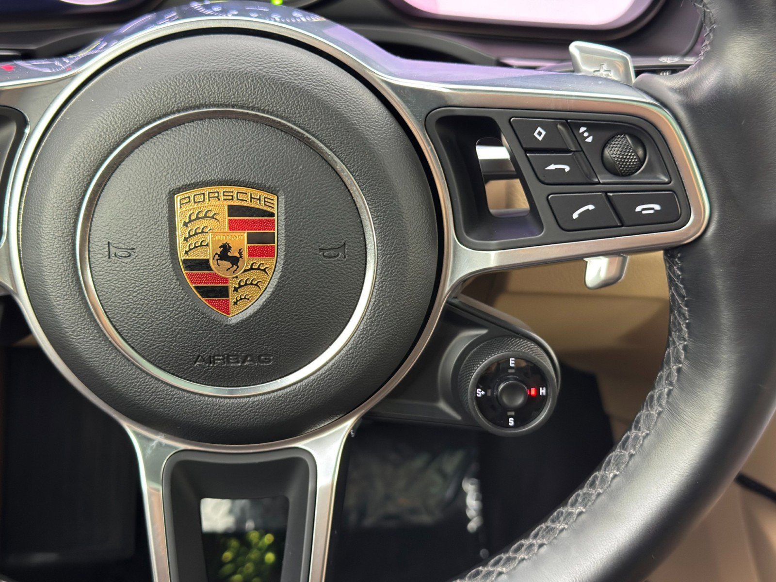Used 2019 Porsche Cayenne E-Hybrid image 23