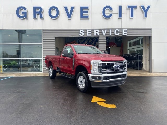 New 2025 Ford F350 XLT w/ 360-Degree Camera Package