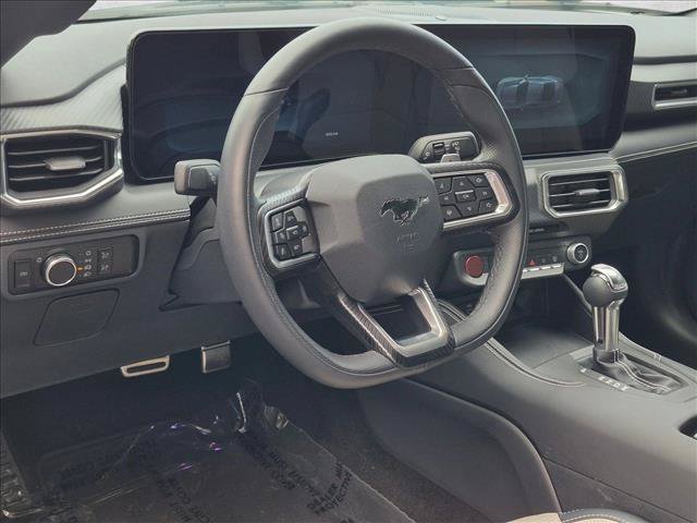 Used 2025 Ford Mustang GT Premium RWD image 10