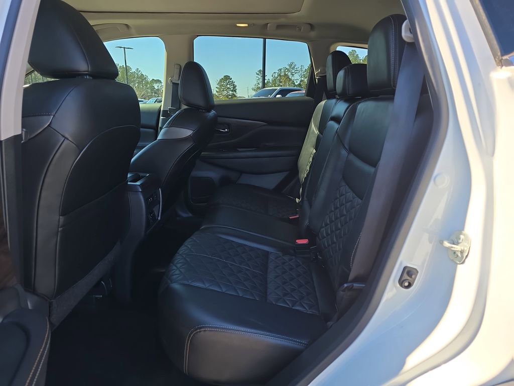 Used 2023 Nissan Murano Platinum w/ Cargo Package FWD image 18