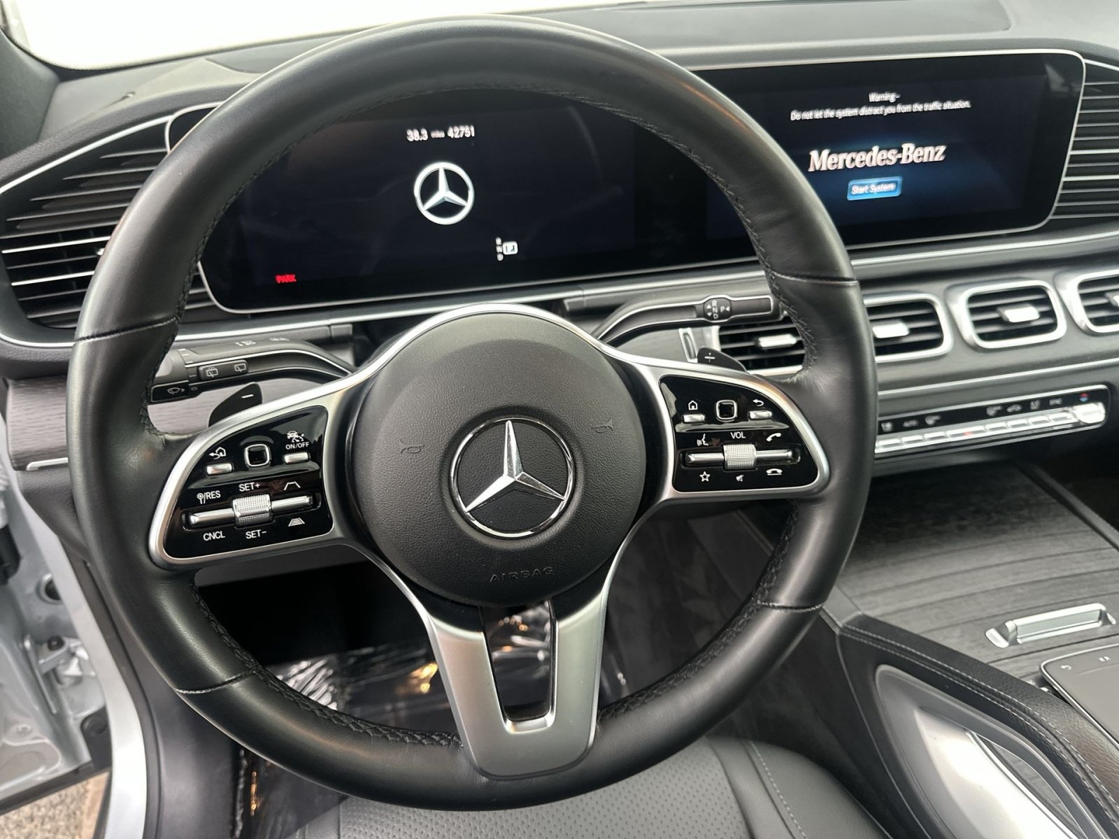 Used 2023 Mercedes-Benz GLE 350 4MATIC image 24
