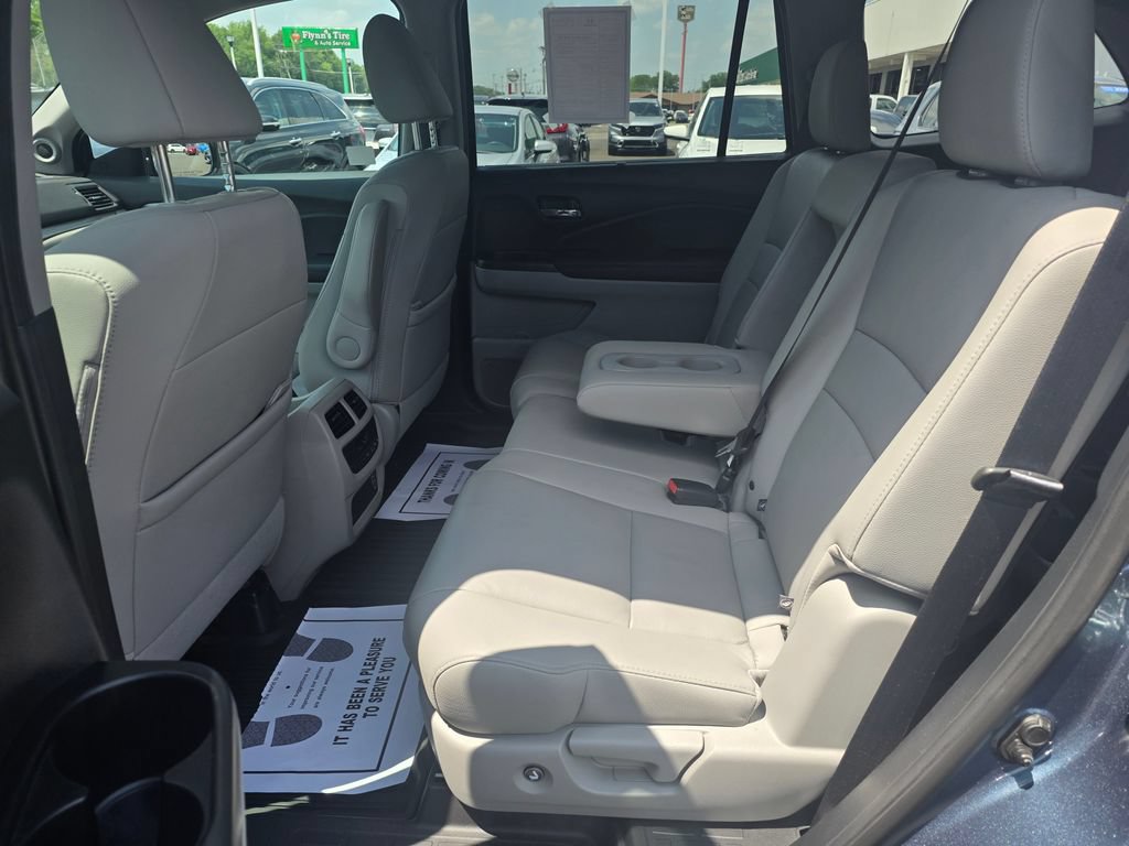 Certified 2021 Honda Pilot Special Edition image 12