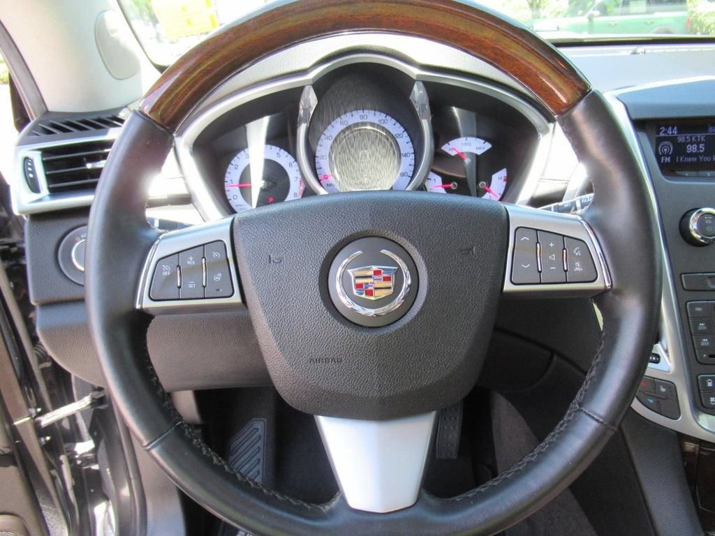 Used 2012 Cadillac SRX Luxury FWD image 22
