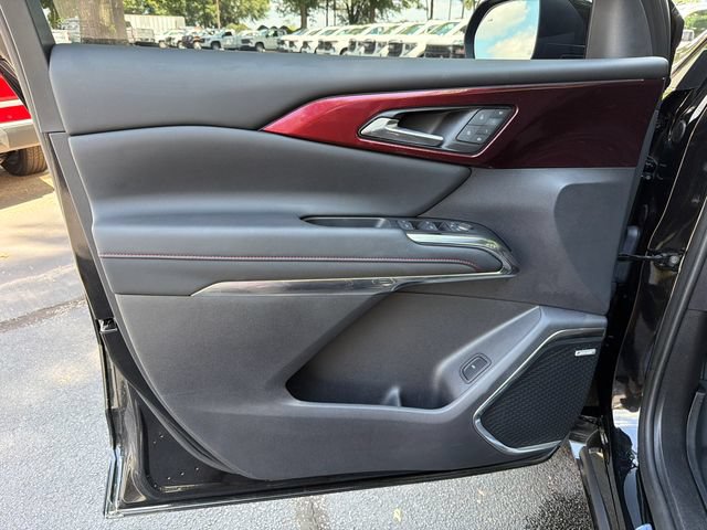 Used 2024 Chevrolet Traverse RS FWD image 10