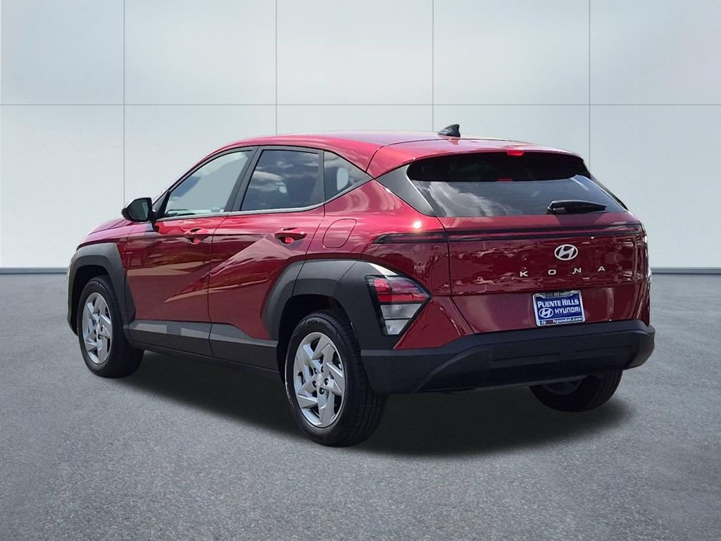 Used 2025 Hyundai Kona SE FWD image 4