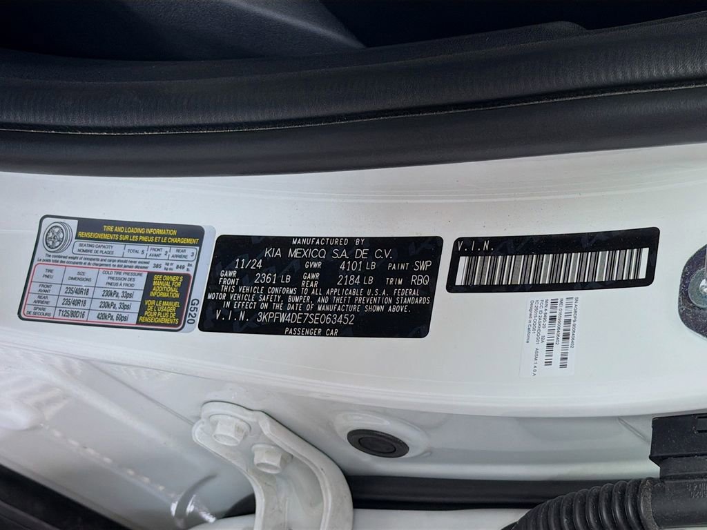 Used 2025 Kia K4 GT-Line w/ GT-Line Premium Package image 34