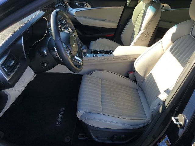 Used 2022 Genesis G70 3.3T image 17