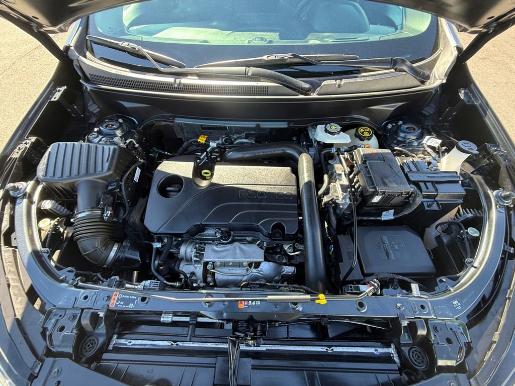 Used 2023 Chevrolet Equinox LT AWD/4WD image 24