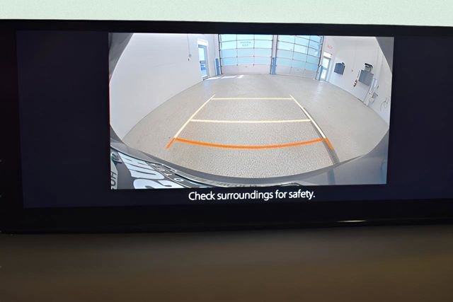 Used 2025 MAZDA CX-50 AWD 2.5 S w/ Preferred Package image 8