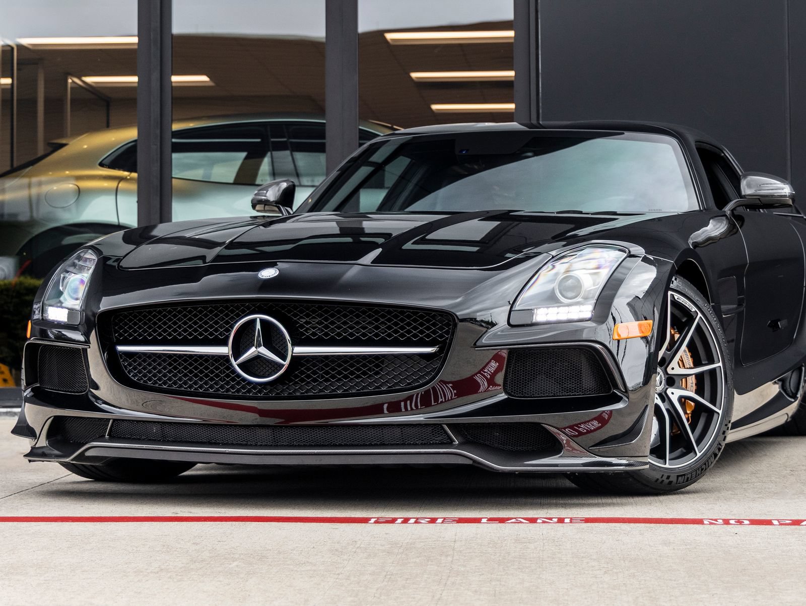 Used 2014 Mercedes-Benz SLS AMG Black Series image 4