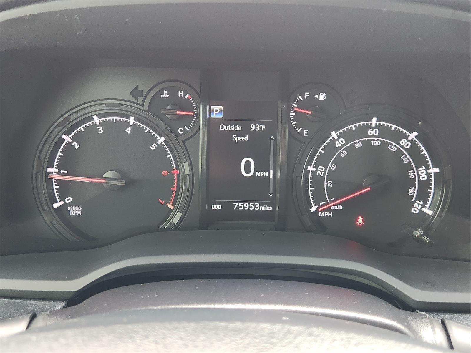 Used 2020 Toyota 4Runner SR5 Premium w/ Moonroof Package AWD/4WD image 16