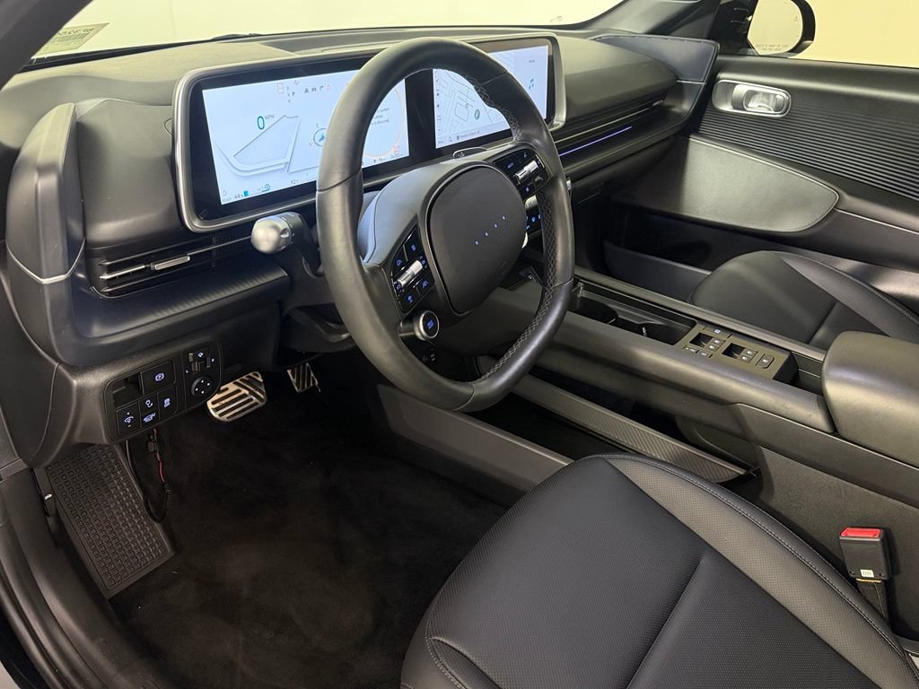 Used 2024 Hyundai Ioniq 6 Limited RWD image 13