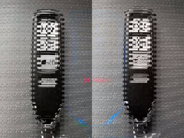 Used 2016 Honda Odyssey Touring Elite image 38