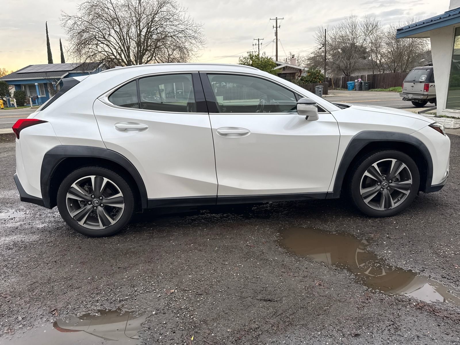 Used 2019 Lexus UX 200 200 Base image 6