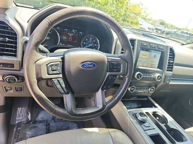 Used 2019 Ford Expedition Max XLT w/ Equipment Group 202A RWD image 18