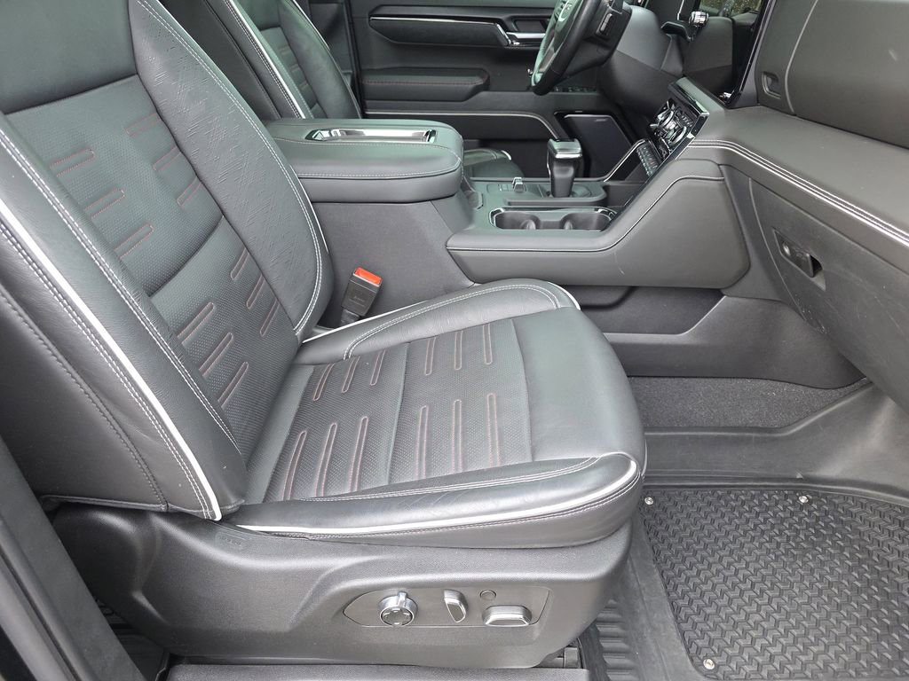 Used 2022 GMC Sierra 1500 AT4X image 26