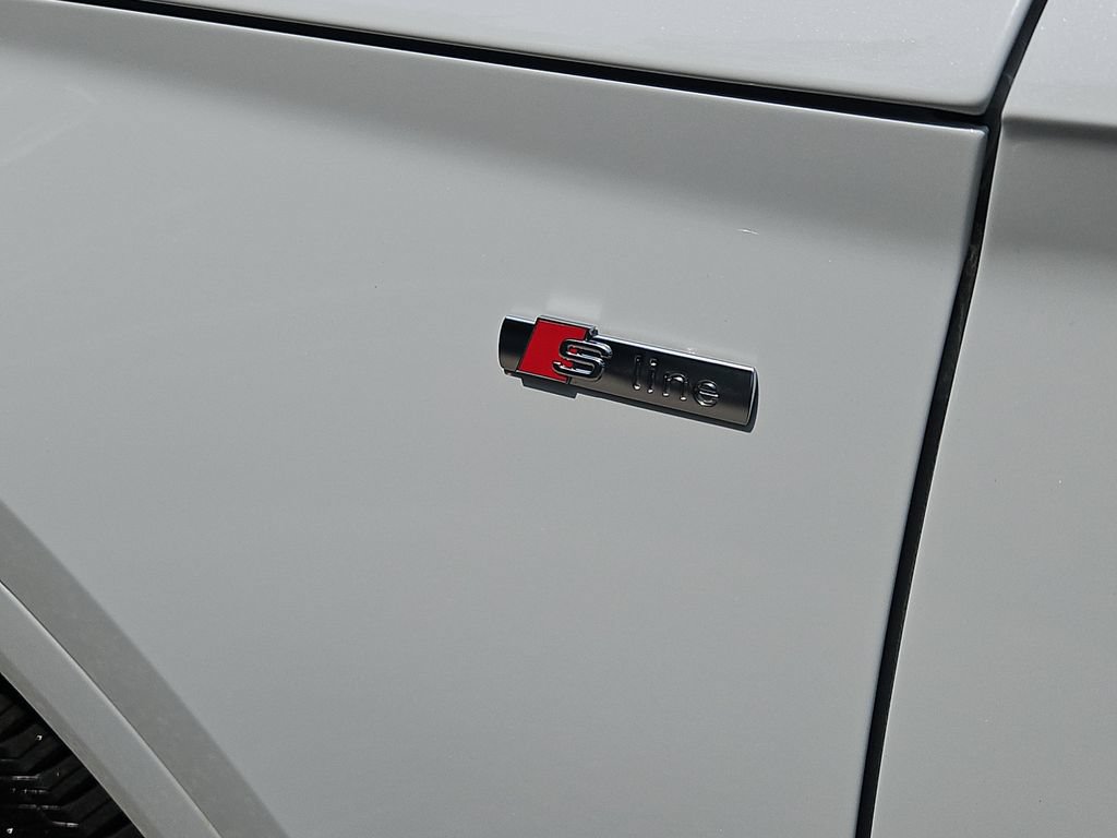 Certified 2024 Audi Q5 2.0T Premium AWD/4WD image 13