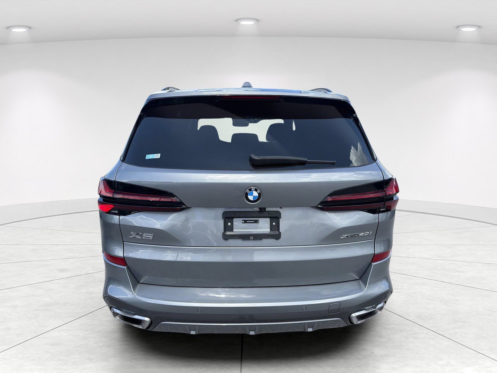 Certified 2025 BMW X5 xDrive40i AWD/4WD image 5