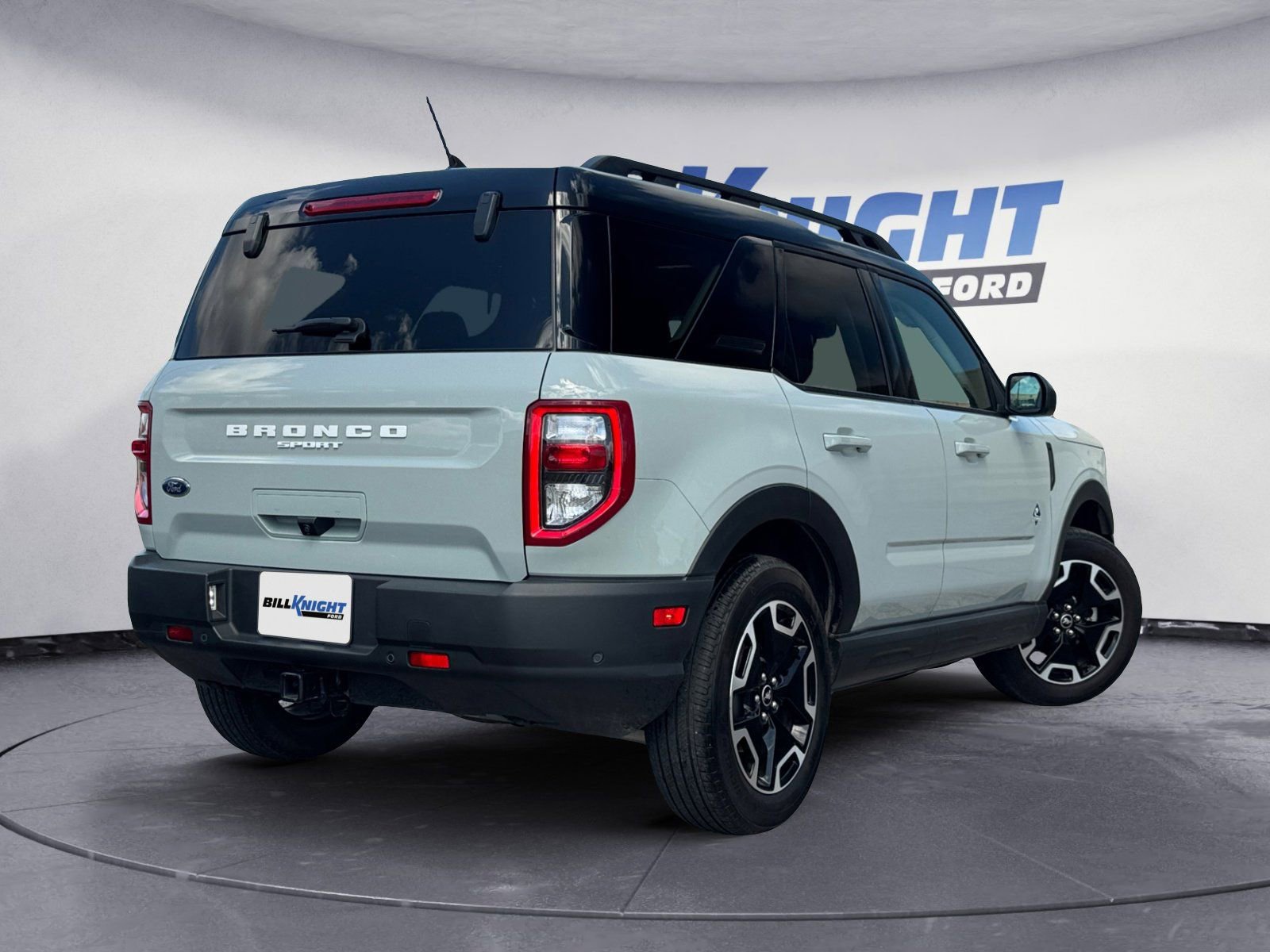 Certified 2022 Ford Bronco Sport Outer Banks w/ Tech Package image 5