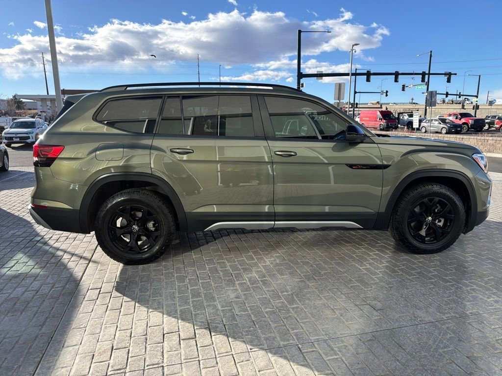 Certified 2024 Volkswagen Atlas Peak Edition SEL image 8