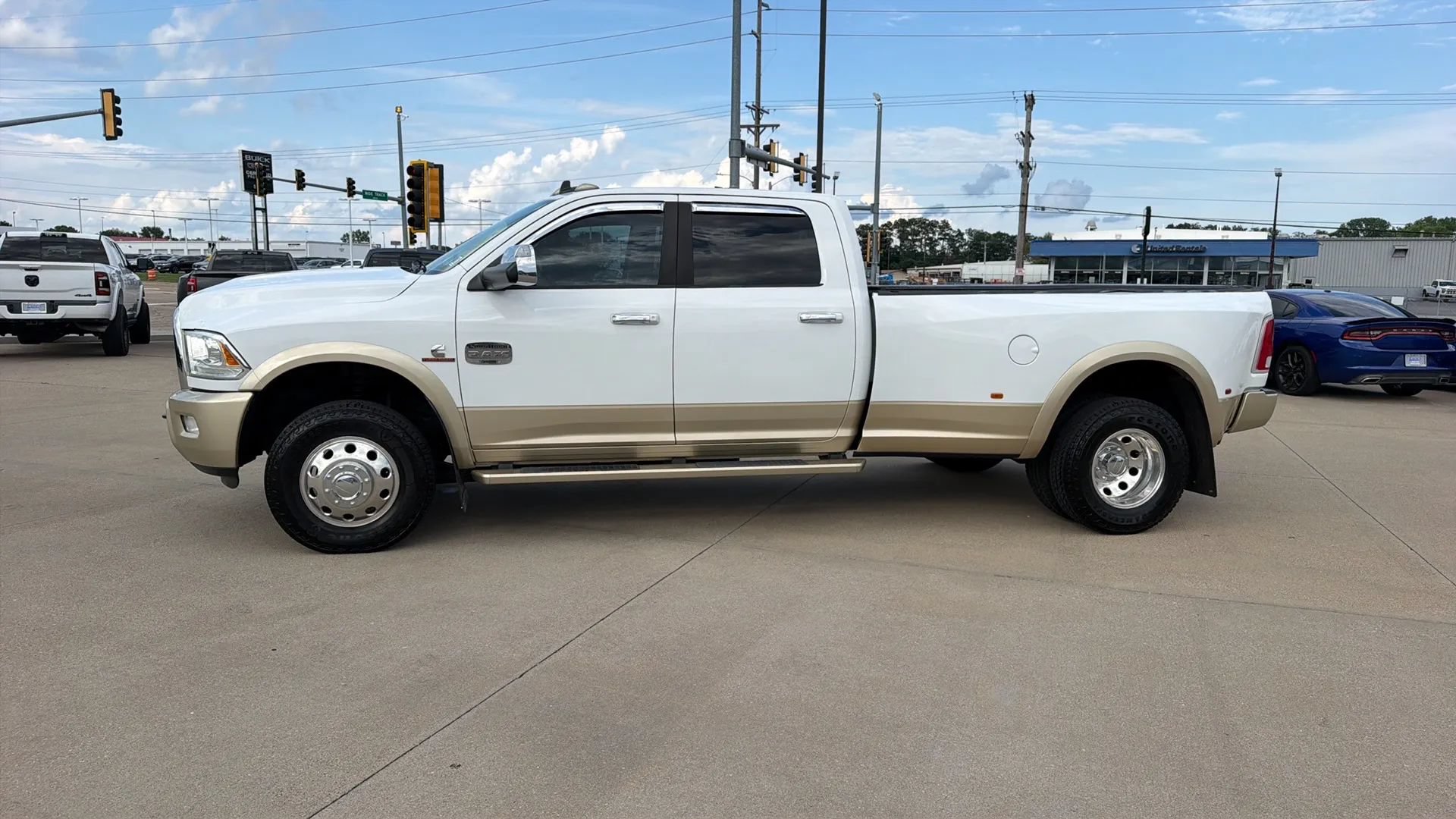 Used 2015 RAM 3500 Laramie Longhorn w/ Convenience Group AWD/4WD image 8