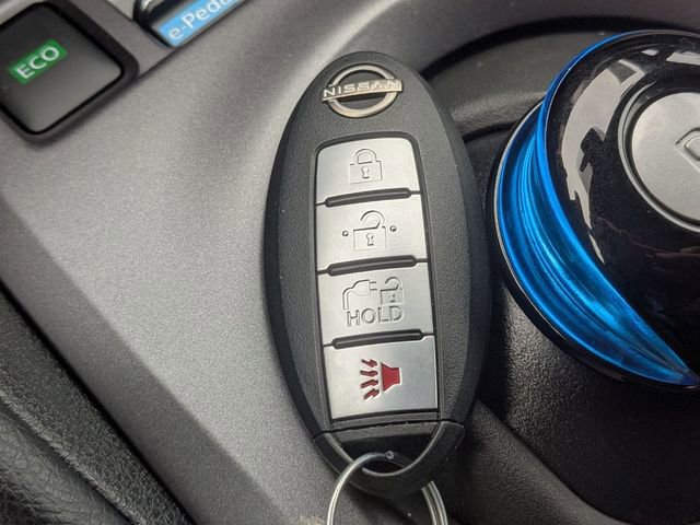Used 2024 Nissan Leaf S image 37