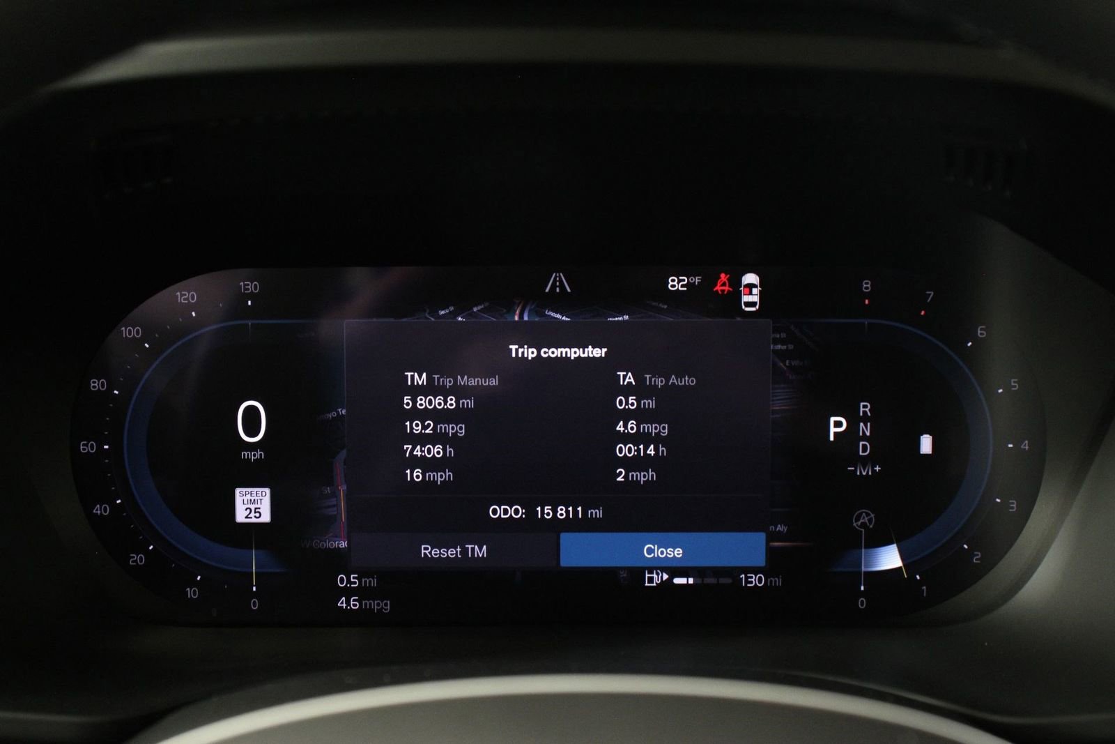 Certified 2023 Volvo XC60 B5 Ultimate w/ Climate Package image 12