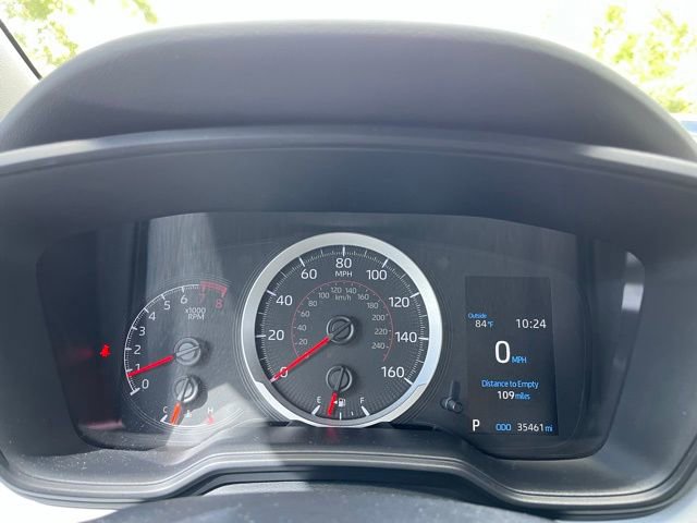 Used 2022 Toyota Corolla SE image 9