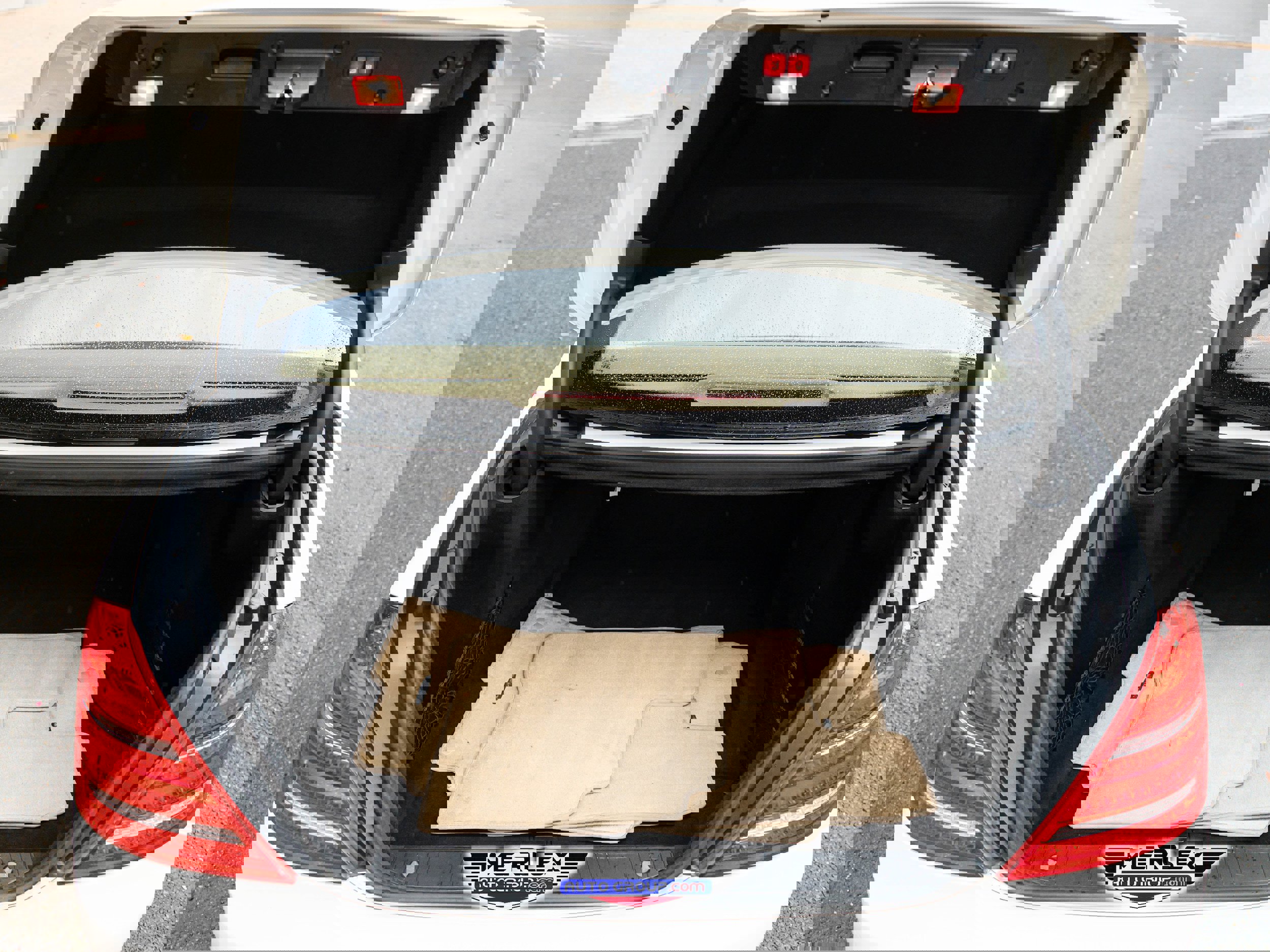 Used 2012 Mercedes-Benz S 550 4MATIC w/ Sport Pkg image 47