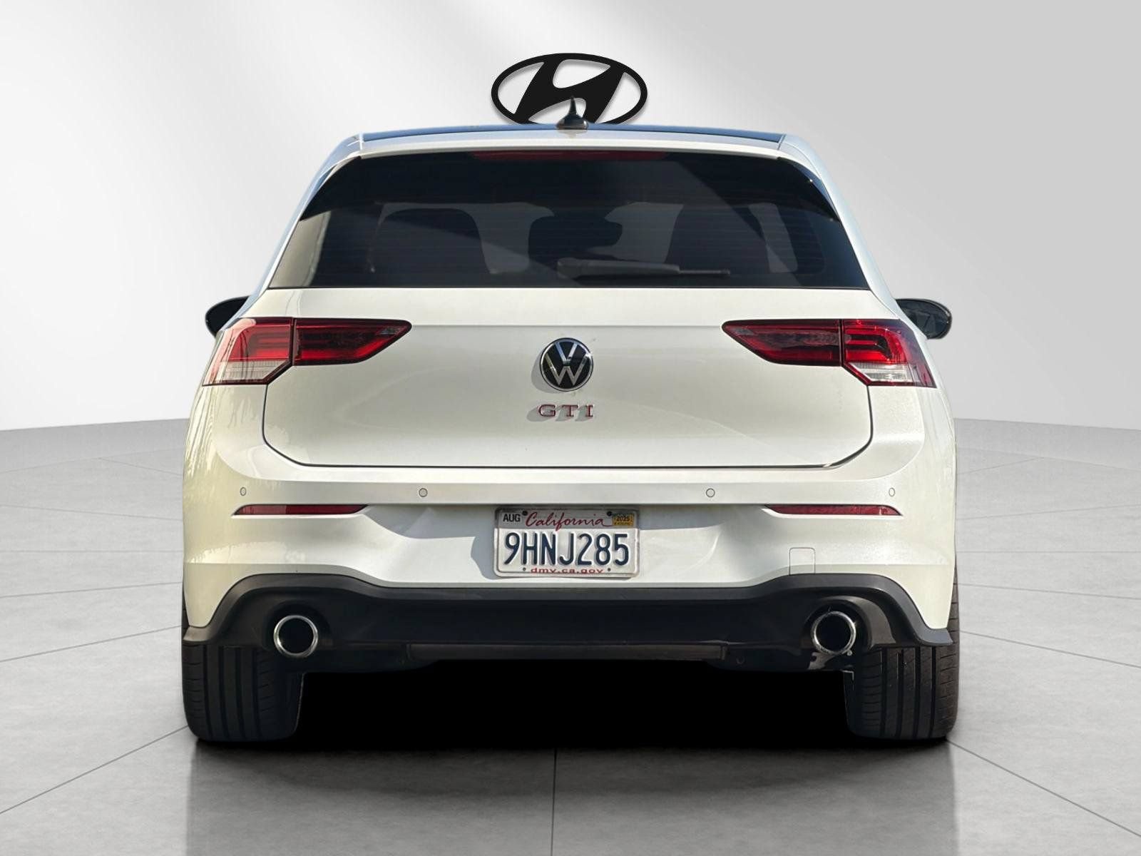 Used 2023 Volkswagen GTI 40th Anniversary Edition FWD image 4