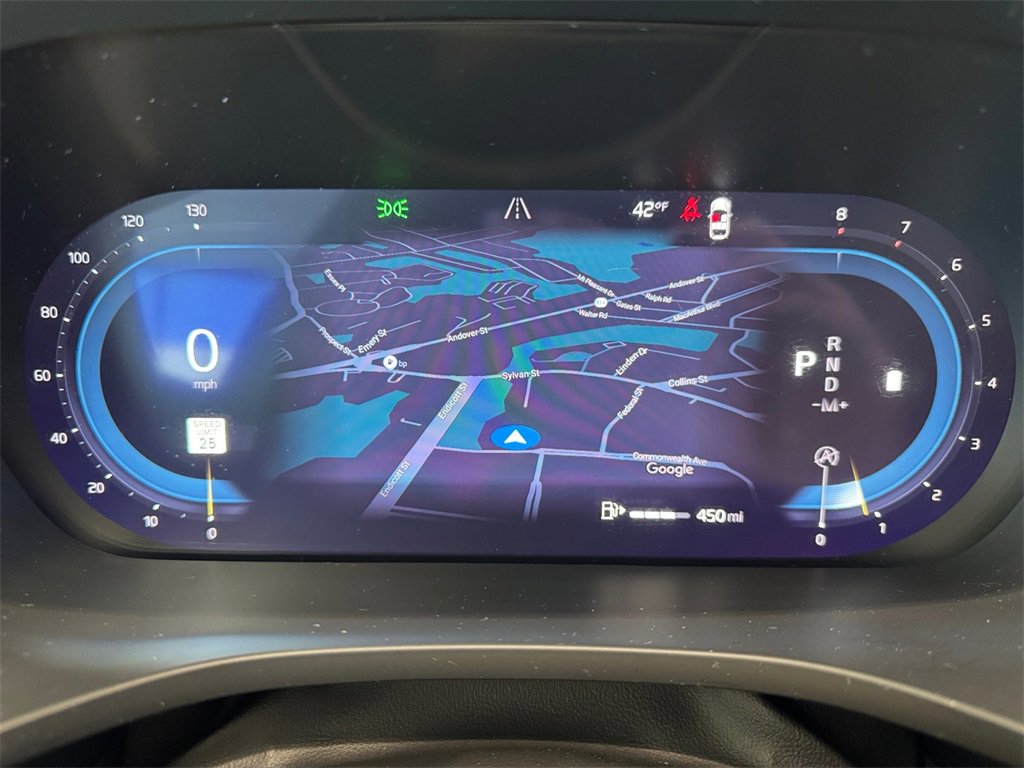 Certified 2025 Volvo XC60 B5 Plus image 20