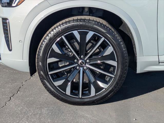 New 2026 Volvo XC90 B6 Ultra w/ Protection Package image 6