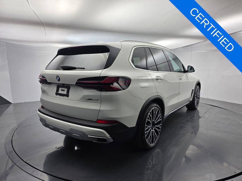 Used 2024 BMW X5 sDrive40i image 4