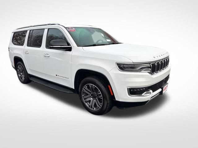 Used 2023 Jeep Wagoneer L Series II image 7