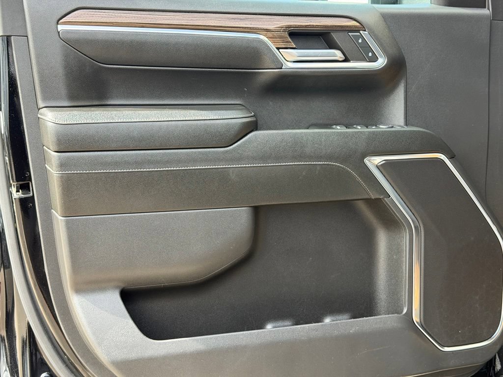 Used 2024 Chevrolet Silverado 1500 RST w/ Max Trailering Package AWD/4WD image 21