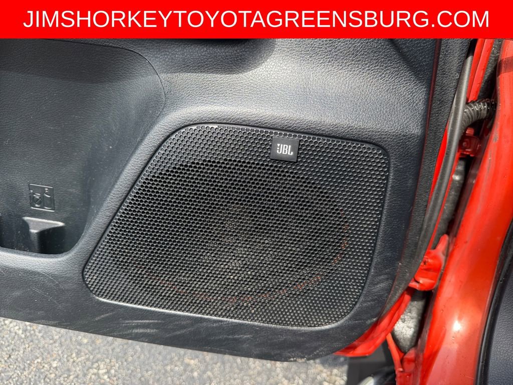 Used 2016 Toyota Tacoma TRD Off-Road AWD/4WD image 30