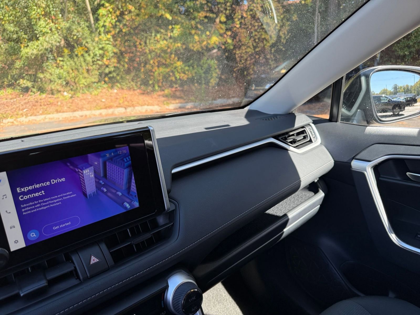 Used 2025 Toyota RAV4 XLE image 35