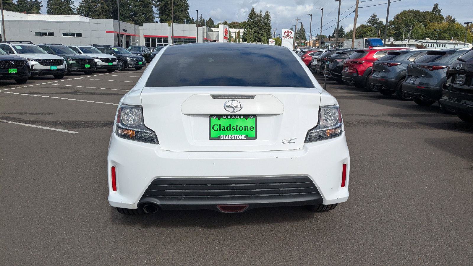Used 2014 Scion tC FWD image 5