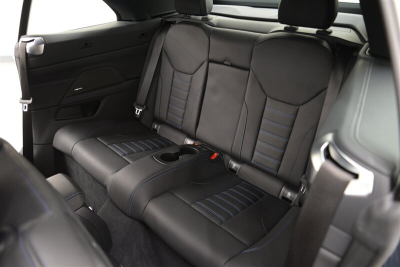 Used 2025 BMW M440i Convertible RWD image 19