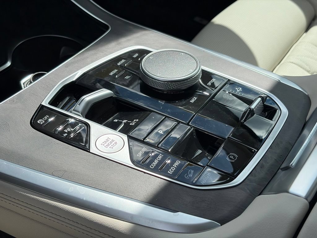 New 2027 BMW X7 xDrive40i AWD/4WD image 19