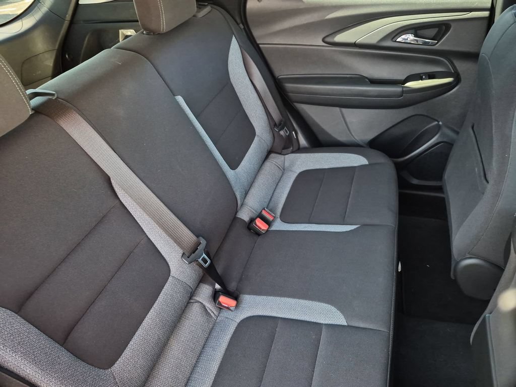 Used 2025 Chevrolet TrailBlazer LT AWD/4WD image 29